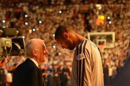 交出了一份 交出了一份